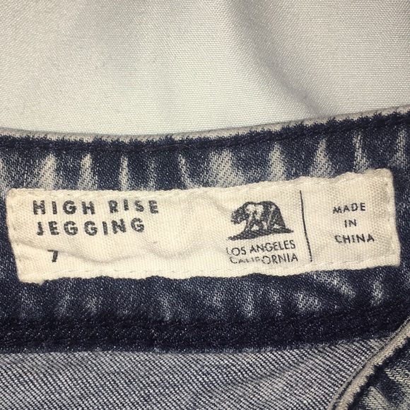 Acid wash high rise Jean jeggings - Picture 7 of 8